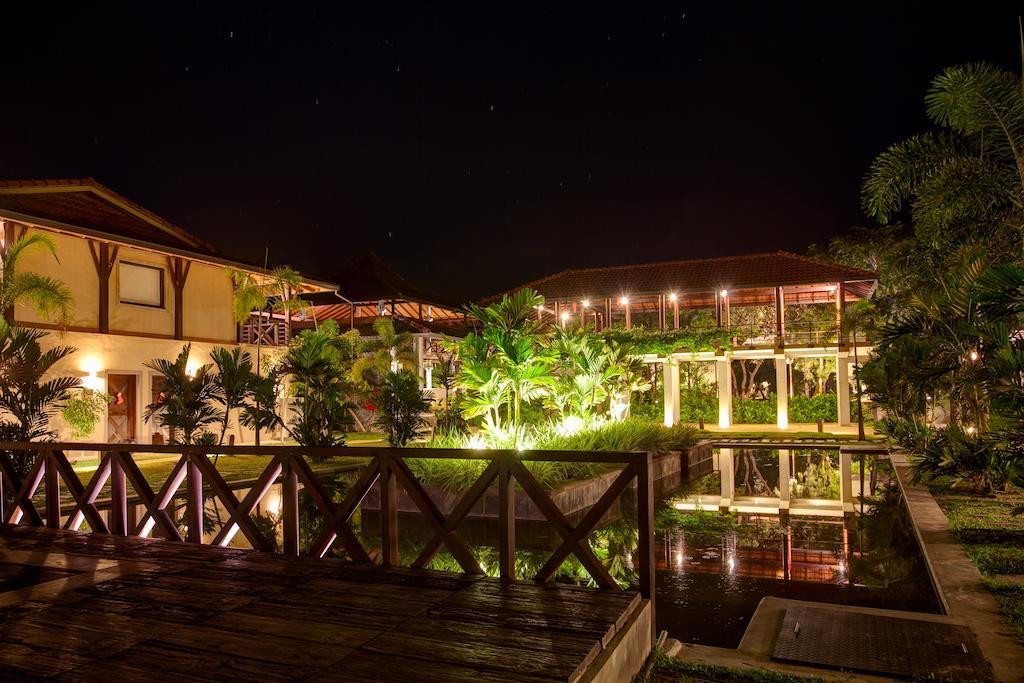 Ranna 212 Beach Resort Kahandamodara Exterior foto
